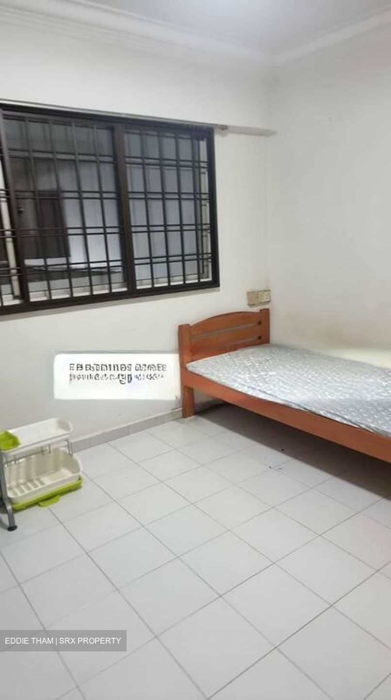Blk 548 Jurong West Street 42 (Jurong West), HDB Executive #501643931